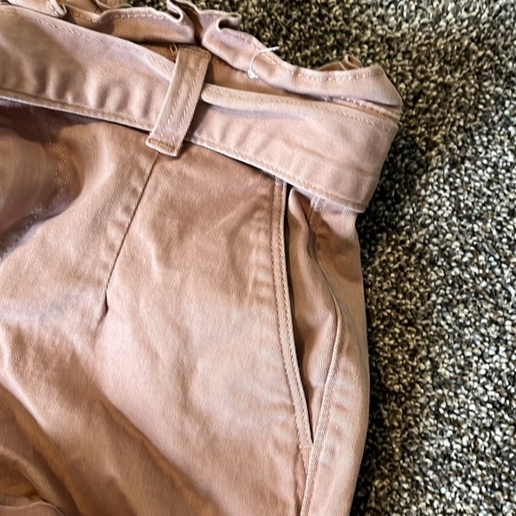 Express Extreme High Rise “Shortie” Shorts with Belt Bow 🎀 - Picture 3 of 4